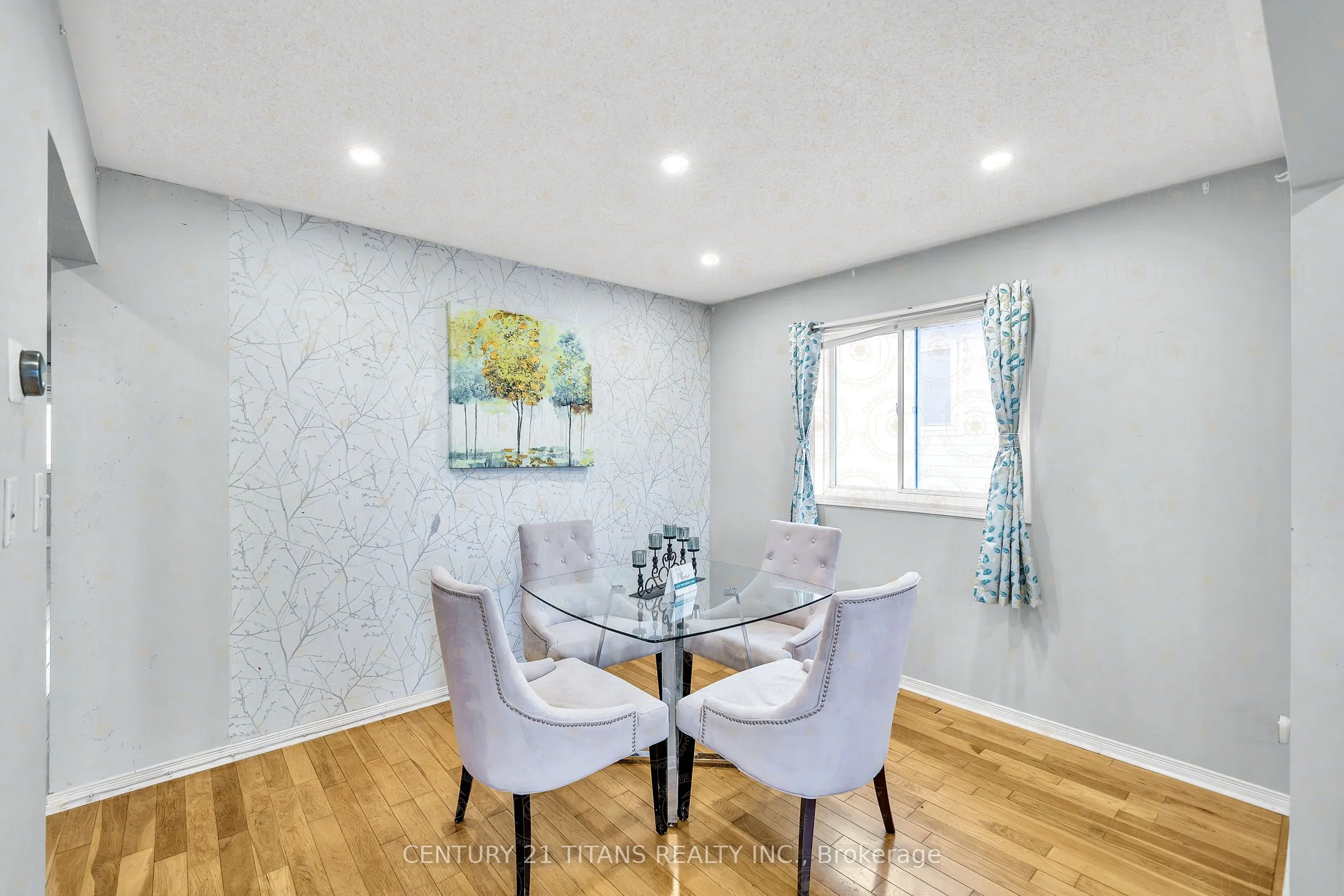 51 Marchwood Crescent