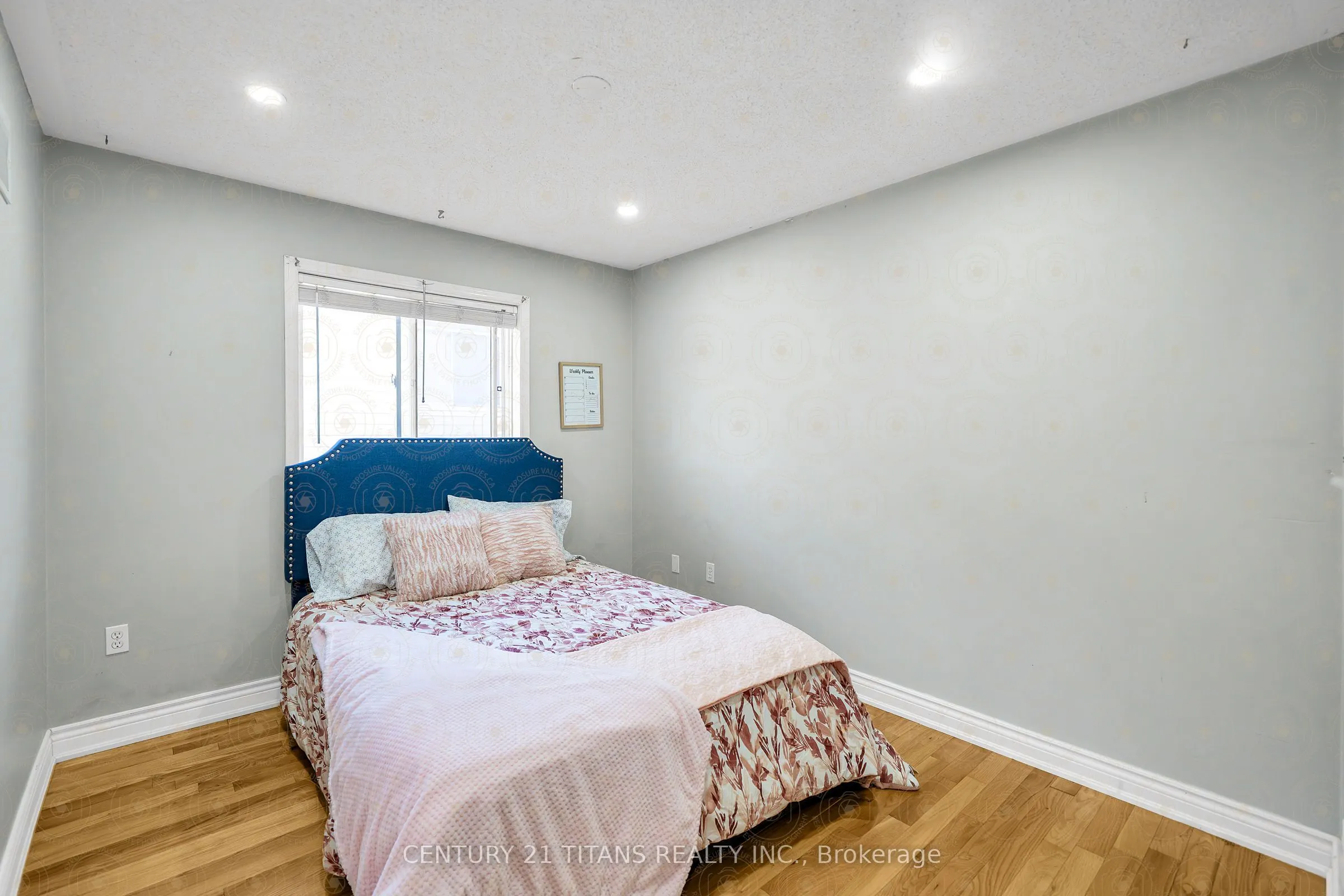51 Marchwood Crescent