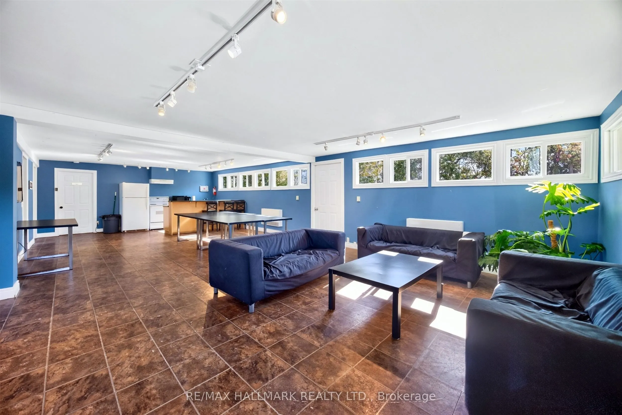 30 Livingston Road #15