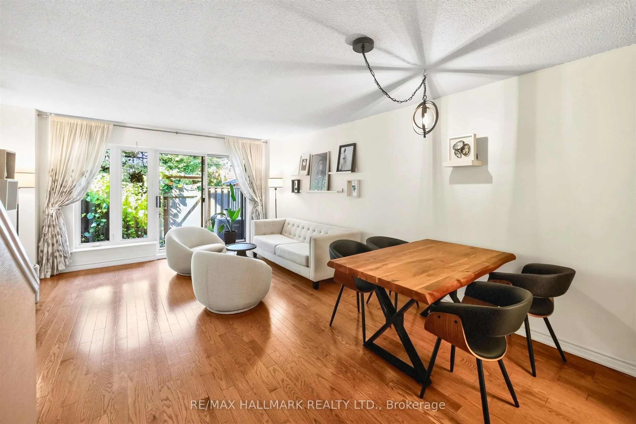 30 Livingston Road #15