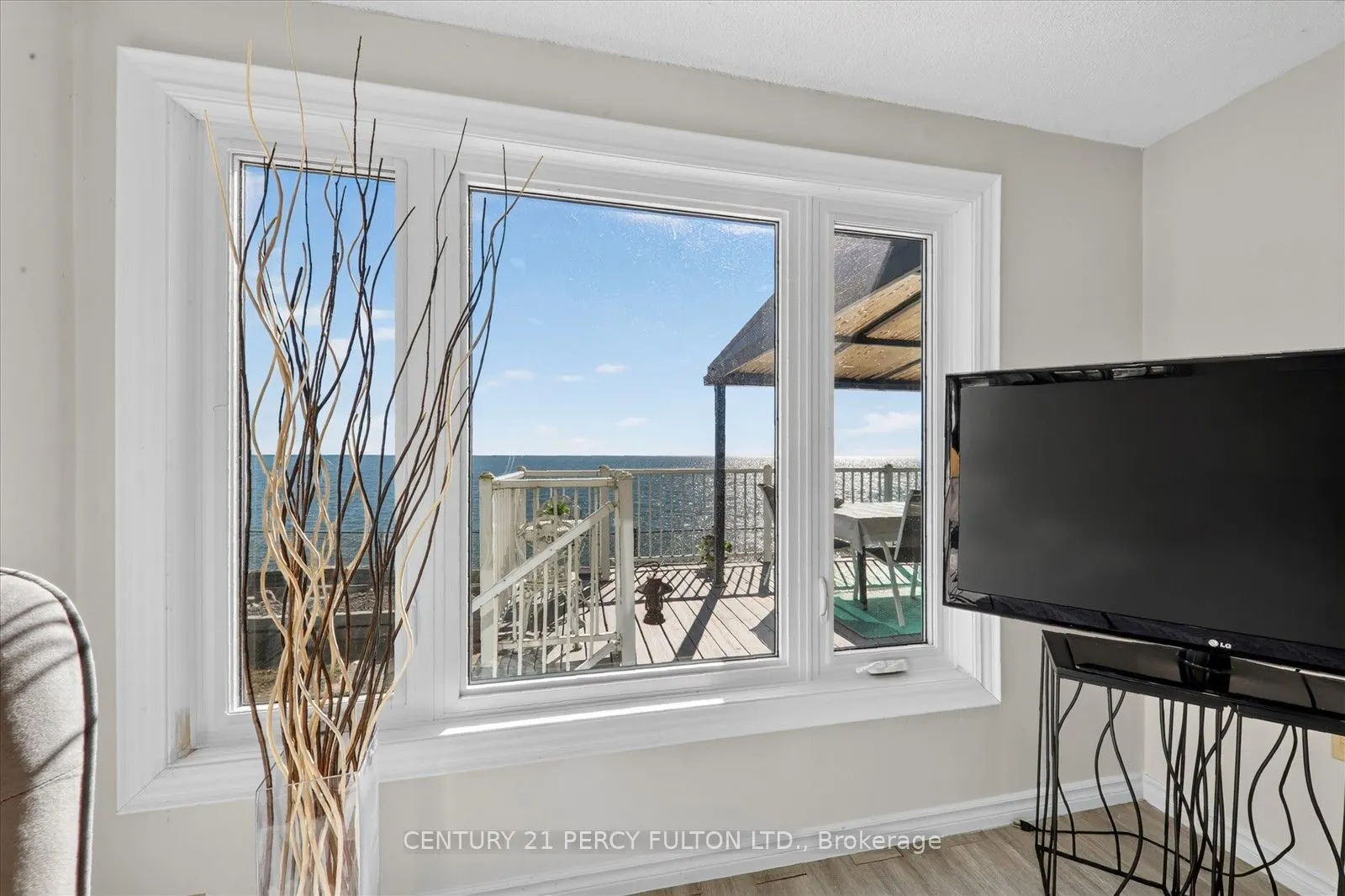 135 Cedar Crest Beach Road