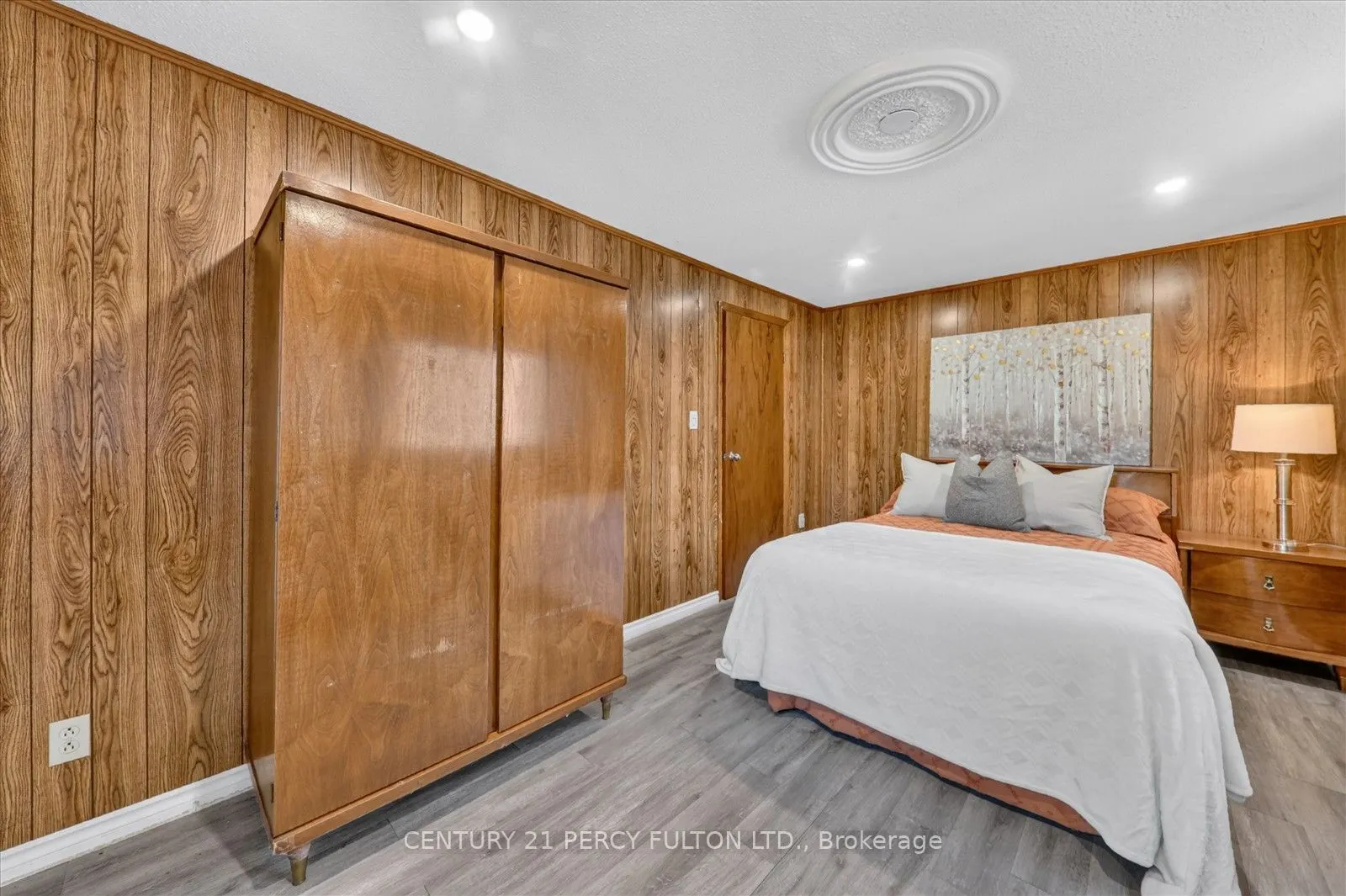 135 Cedar Crest Beach Road