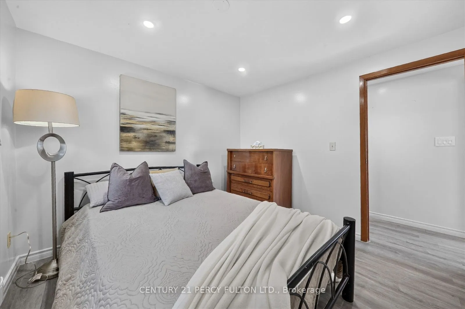 135 Cedar Crest Beach Road