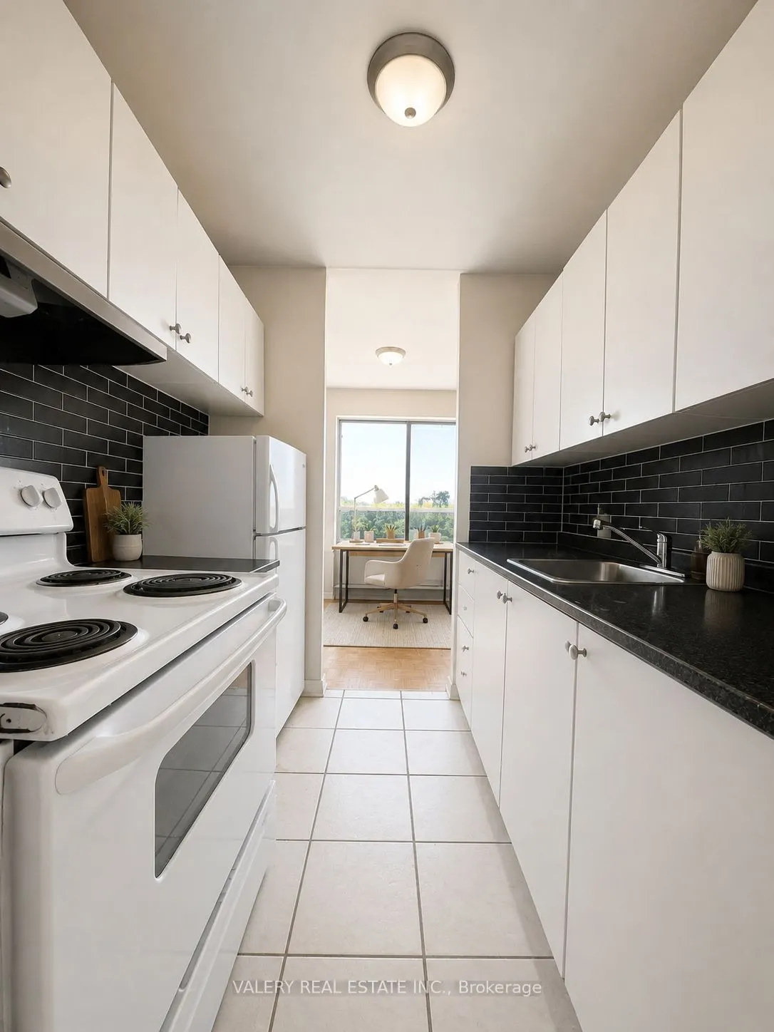 1780 Lawrence Avenue E #502