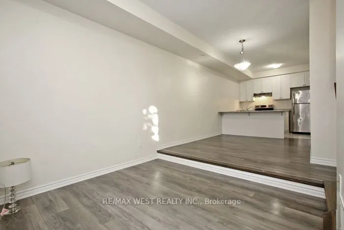 15 Heron Park Place #12