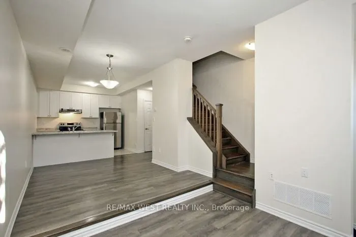 15 Heron Park Place #12