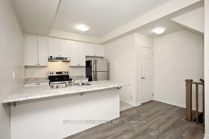 15 Heron Park Place #12