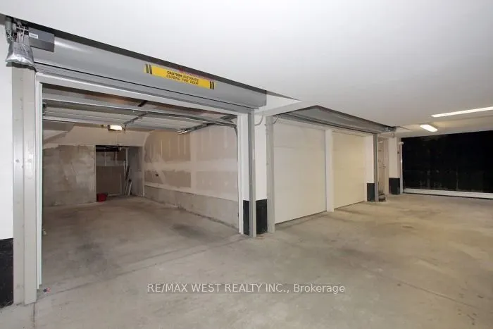 15 Heron Park Place #12