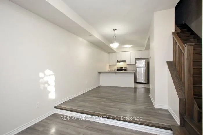 15 Heron Park Place #12