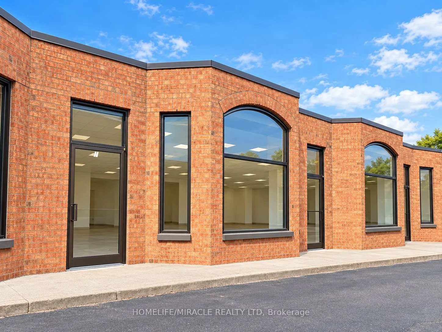 153 Brock Street N #4