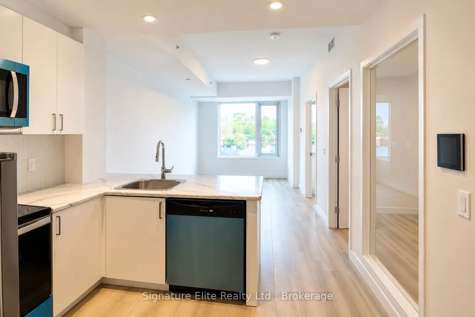 2382 Kingston Road #408