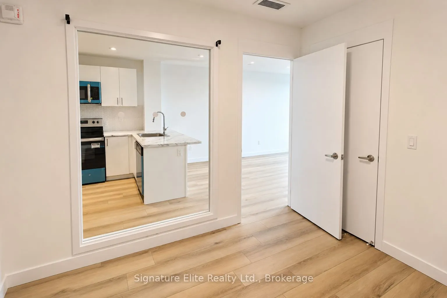 2382 Kingston Road #408