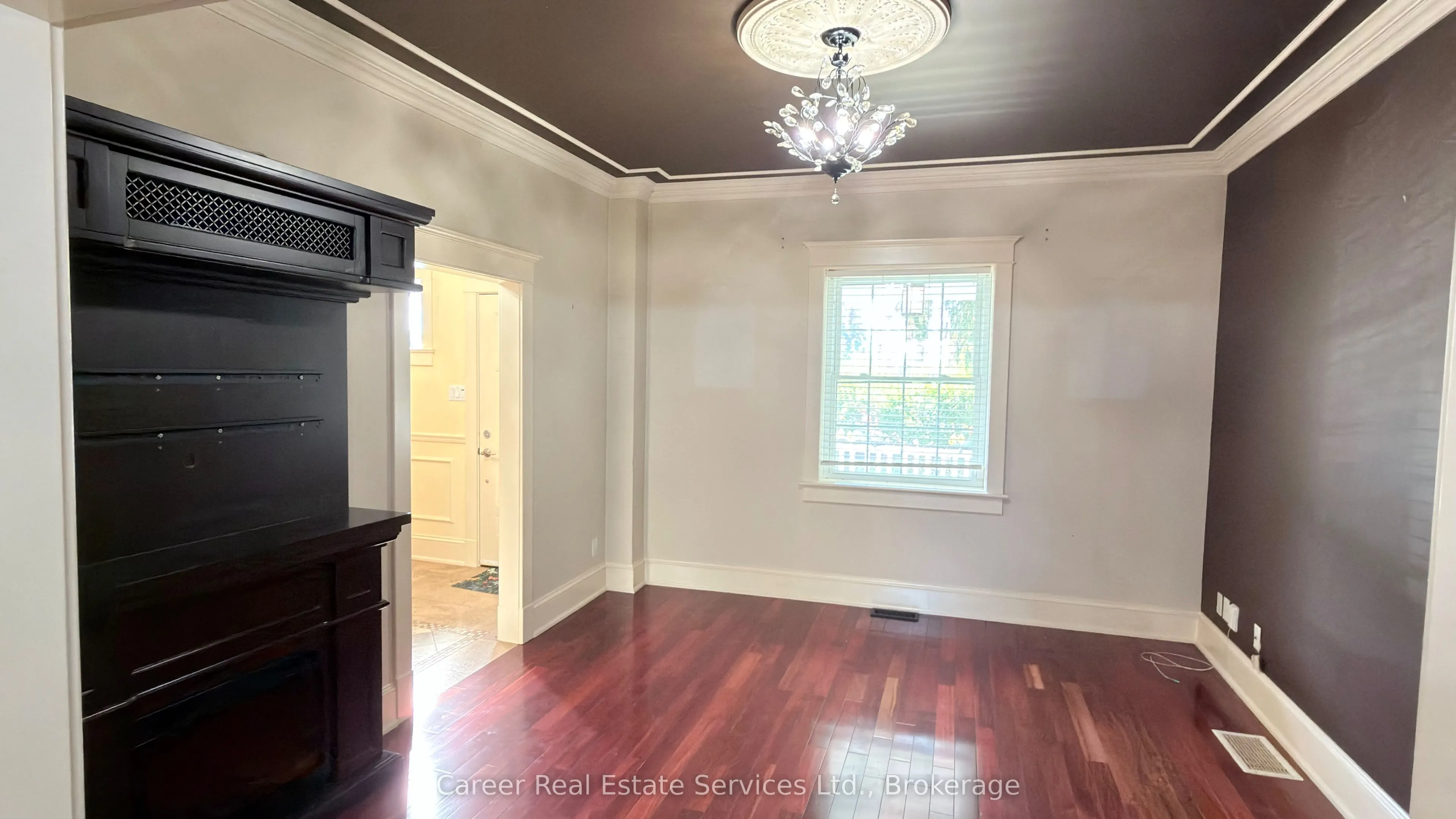 995 Cedar Street