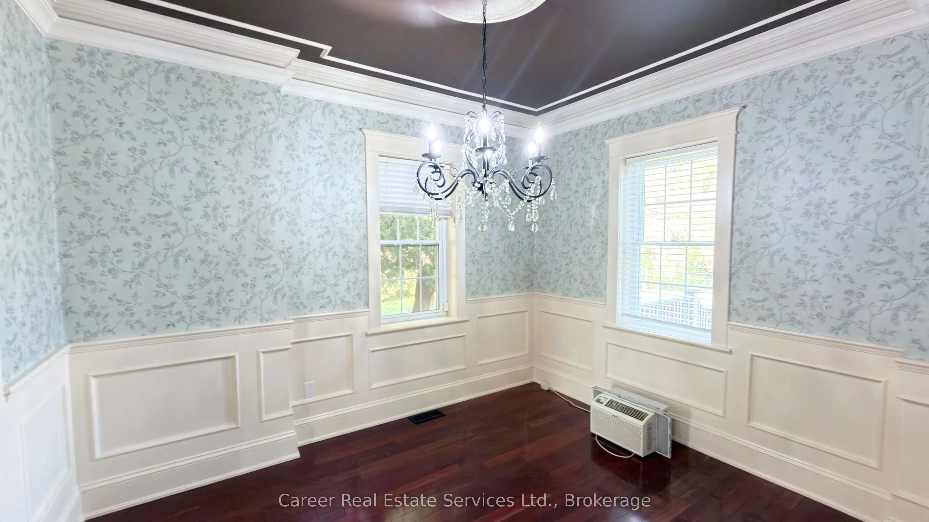 995 Cedar Street