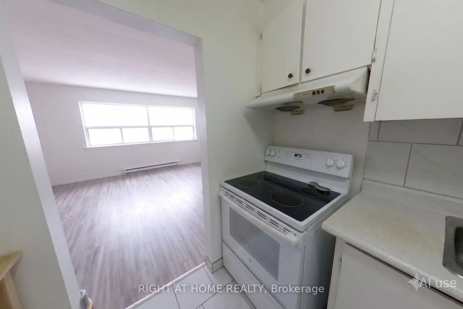 2889 St Clair Avenue E #C