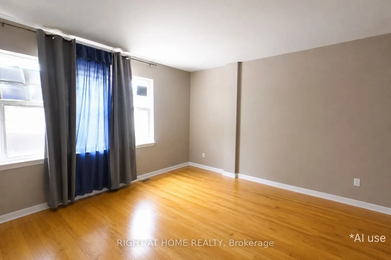 2889 St Clair Avenue E #C