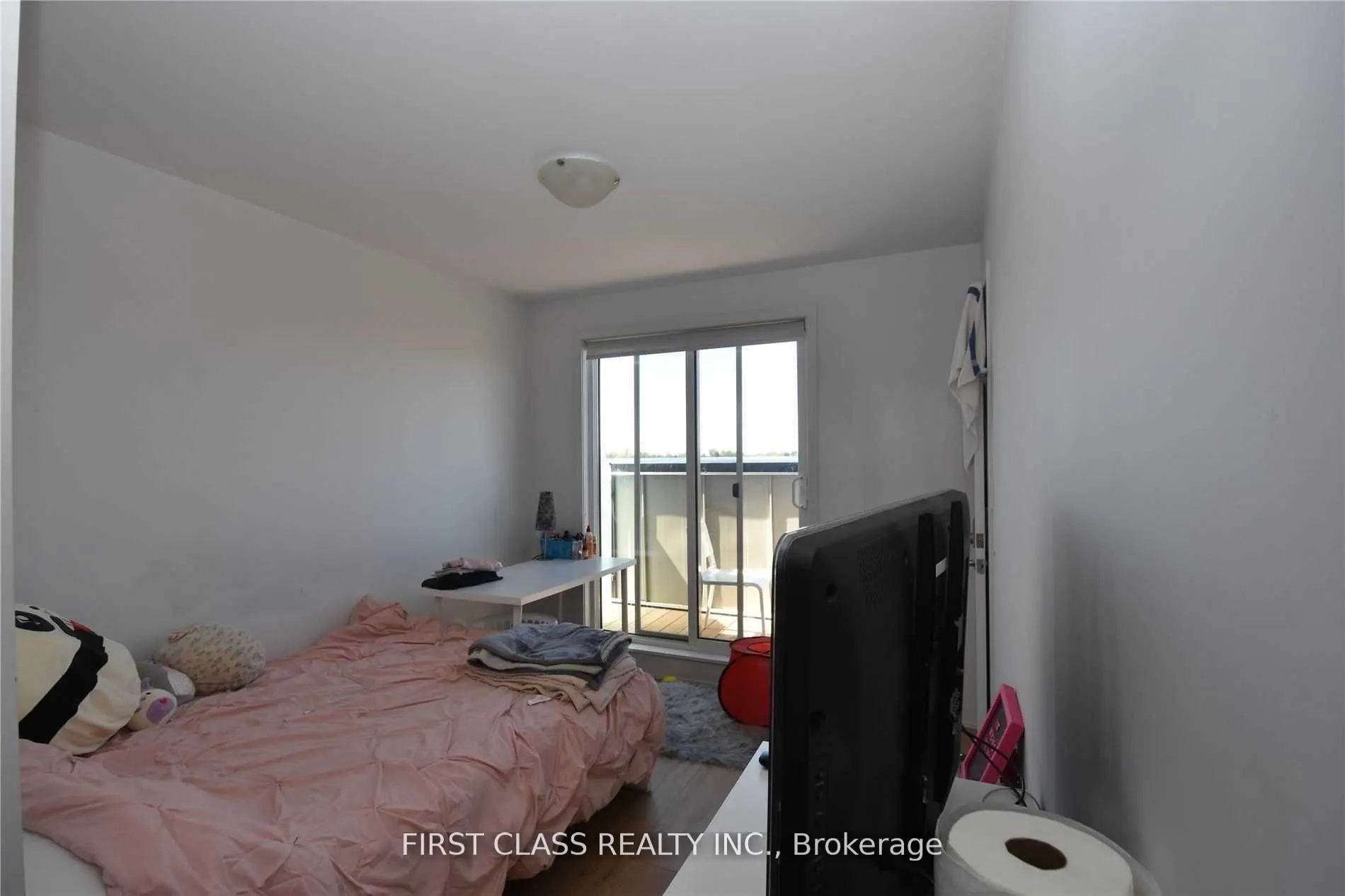 1760 Simcoe Street N #88-2