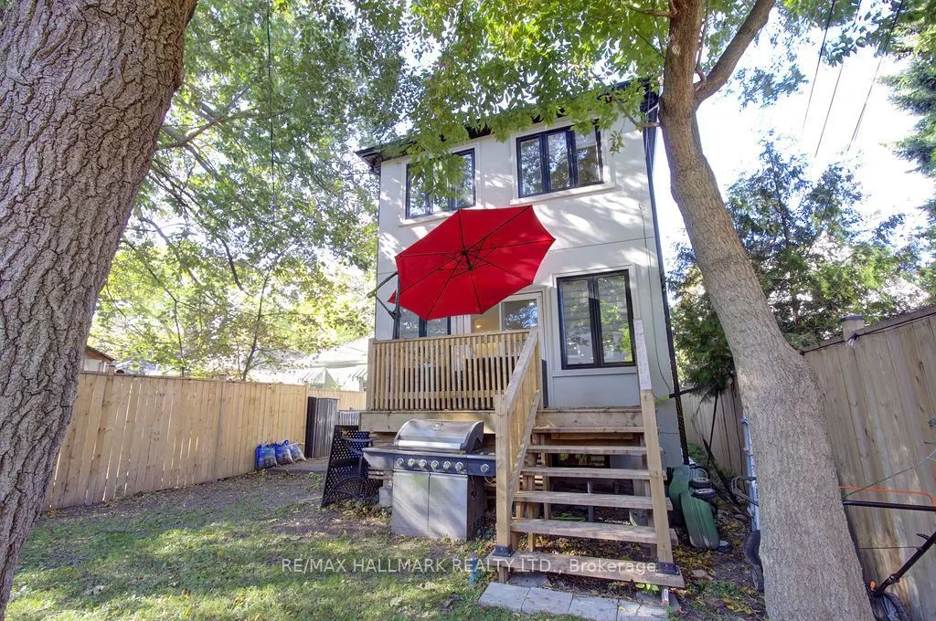 281 Warden Avenue