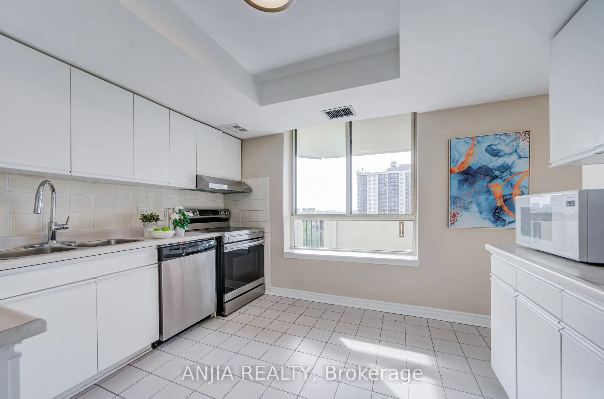 275 Bamburgh Circle #1107