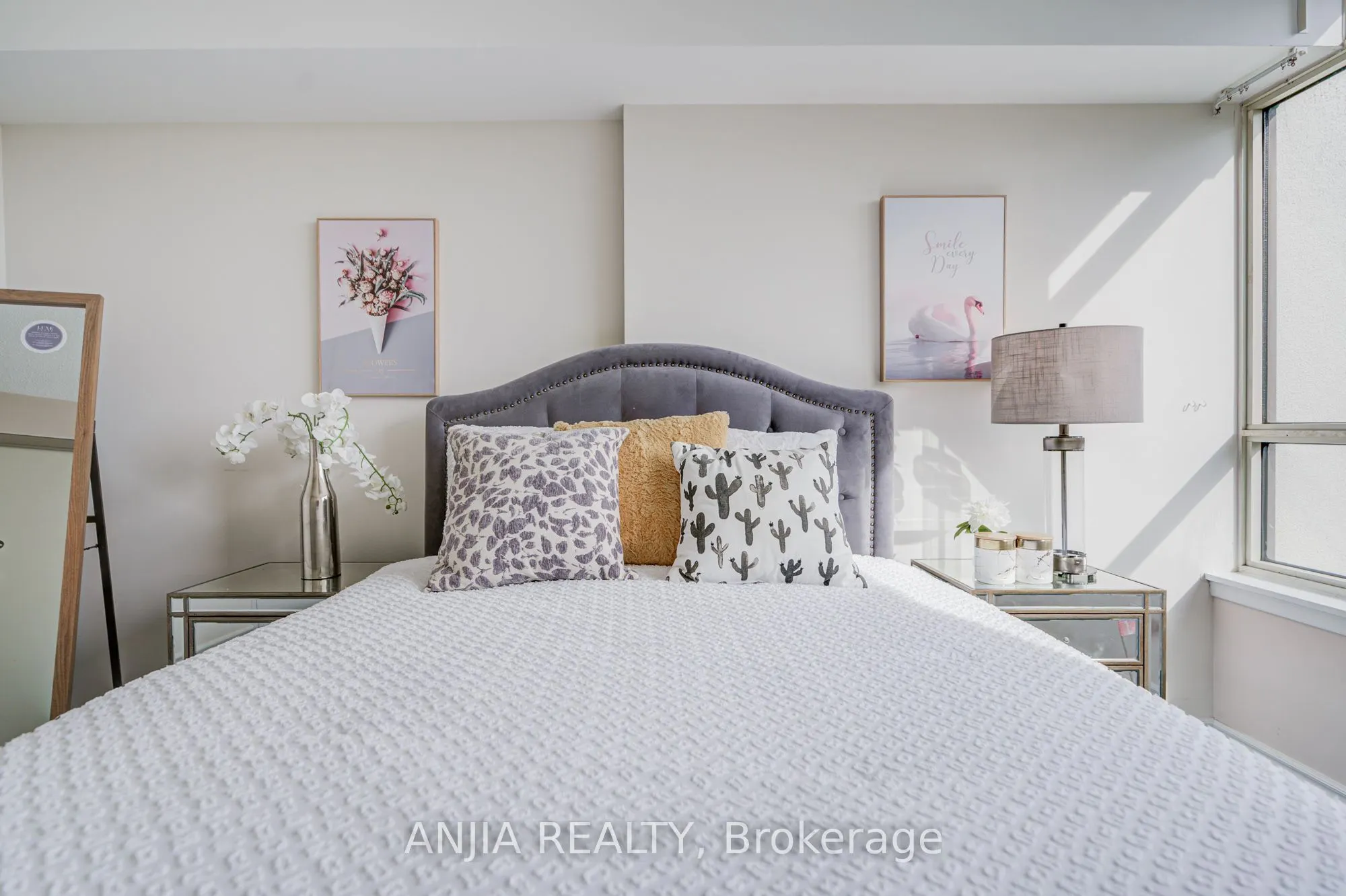 275 Bamburgh Circle #1107