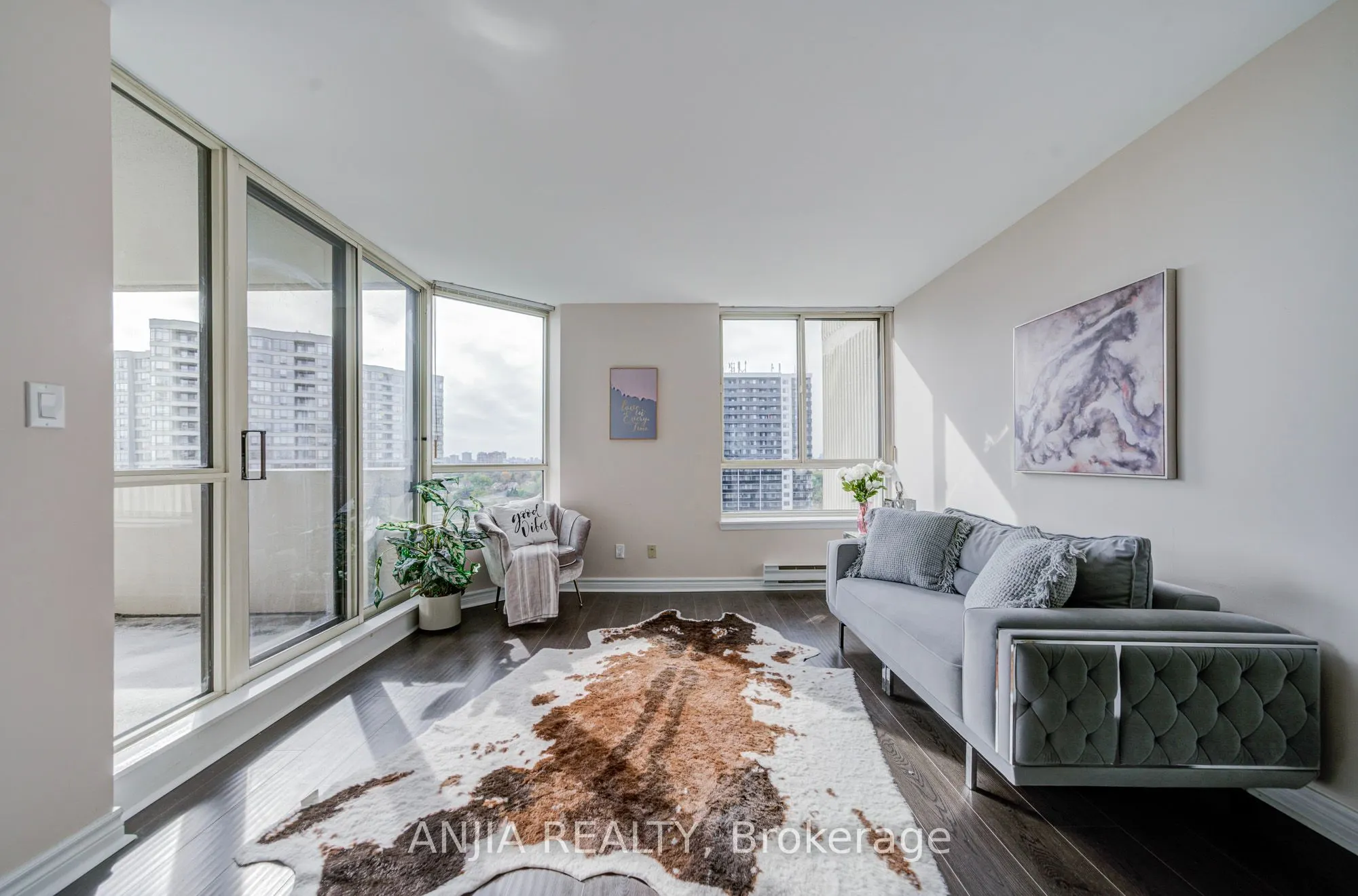 275 Bamburgh Circle #1107