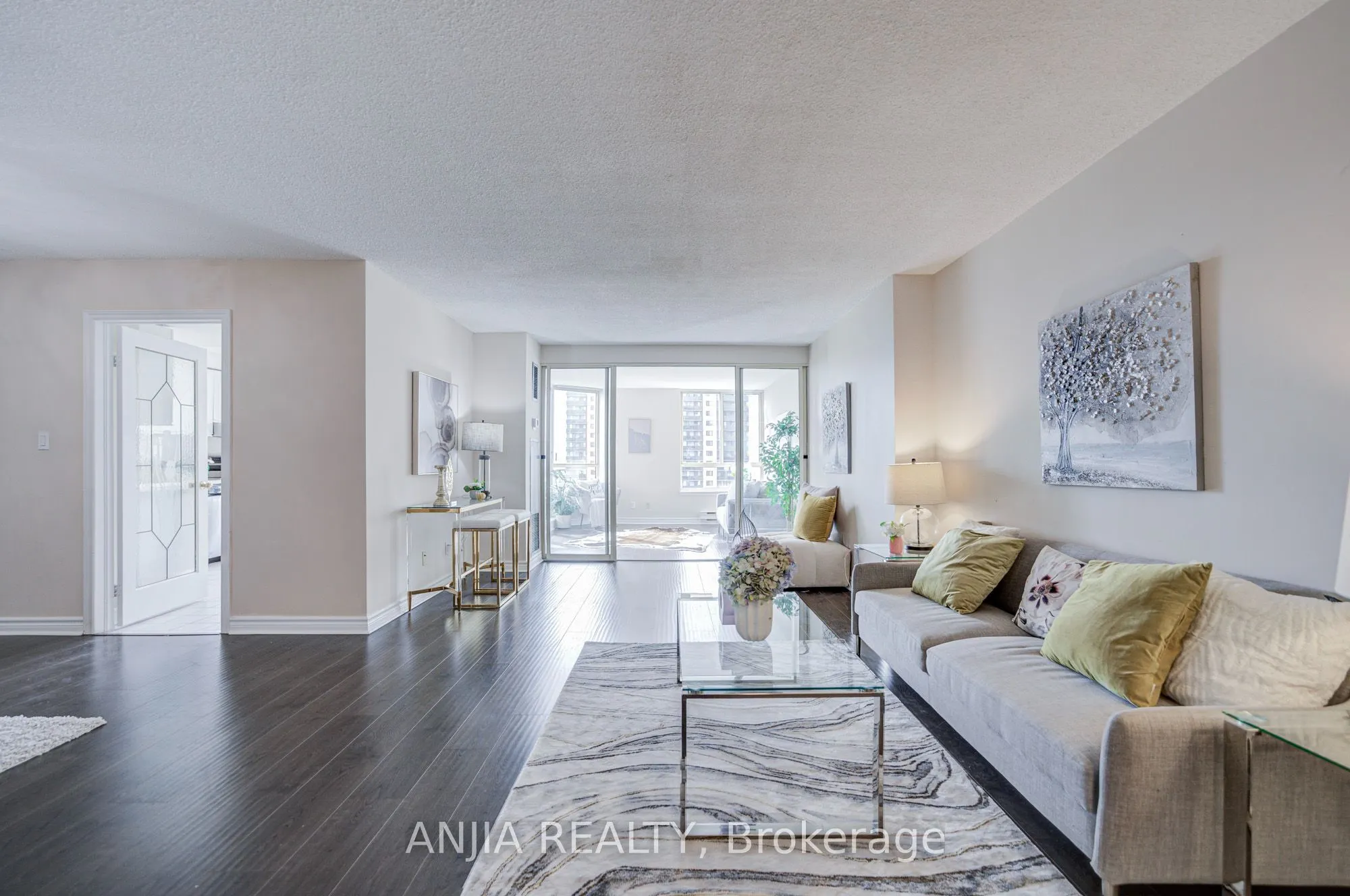 275 Bamburgh Circle #1107