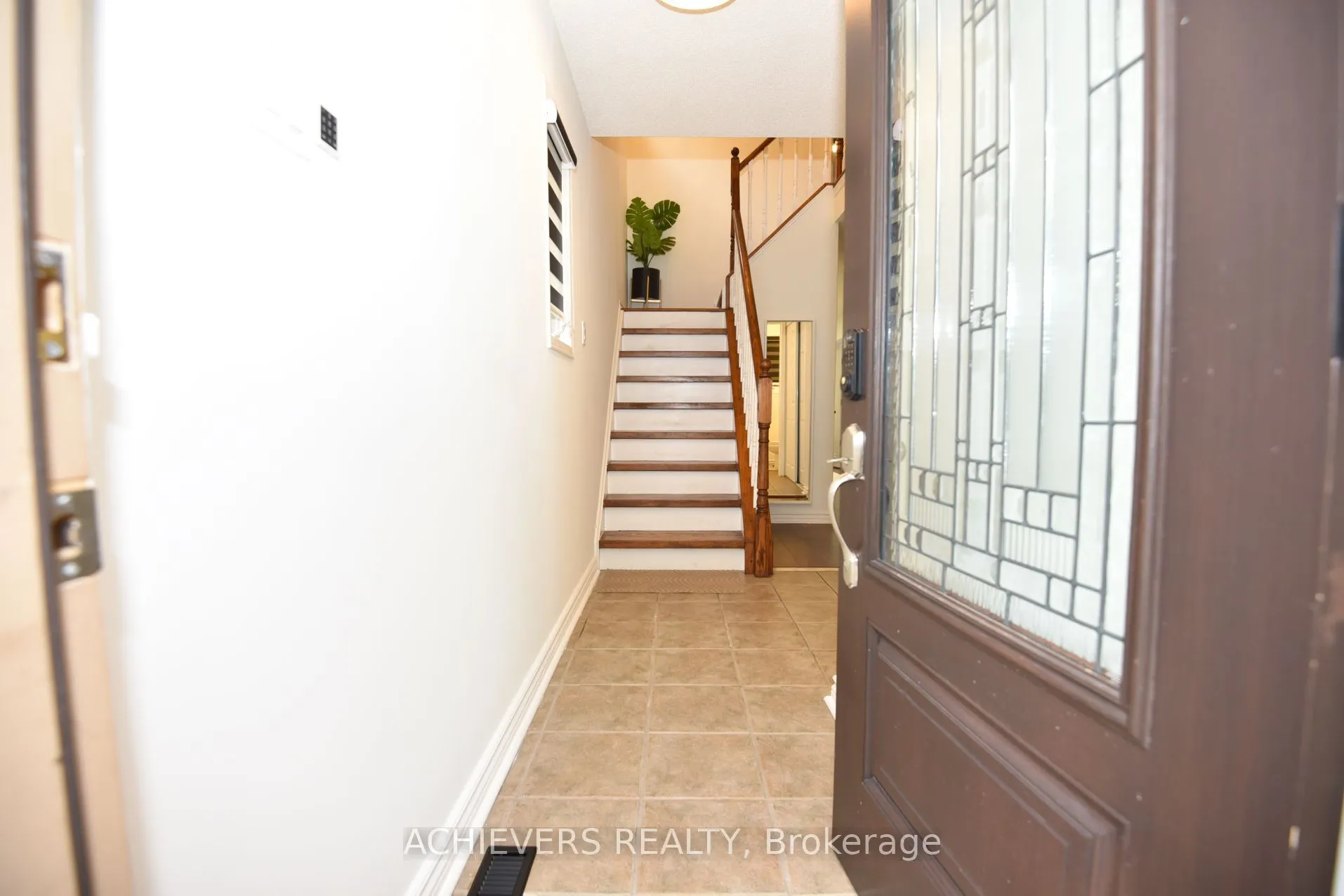 19 Mccullock Crescent