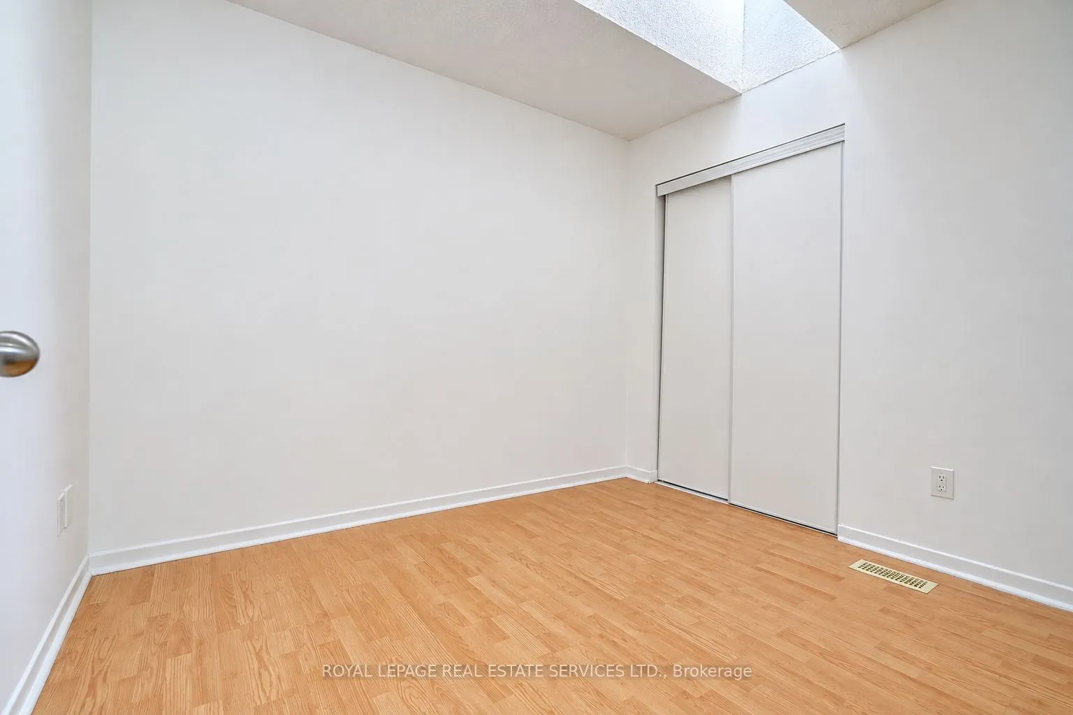 10 Reidmount Avenue #10