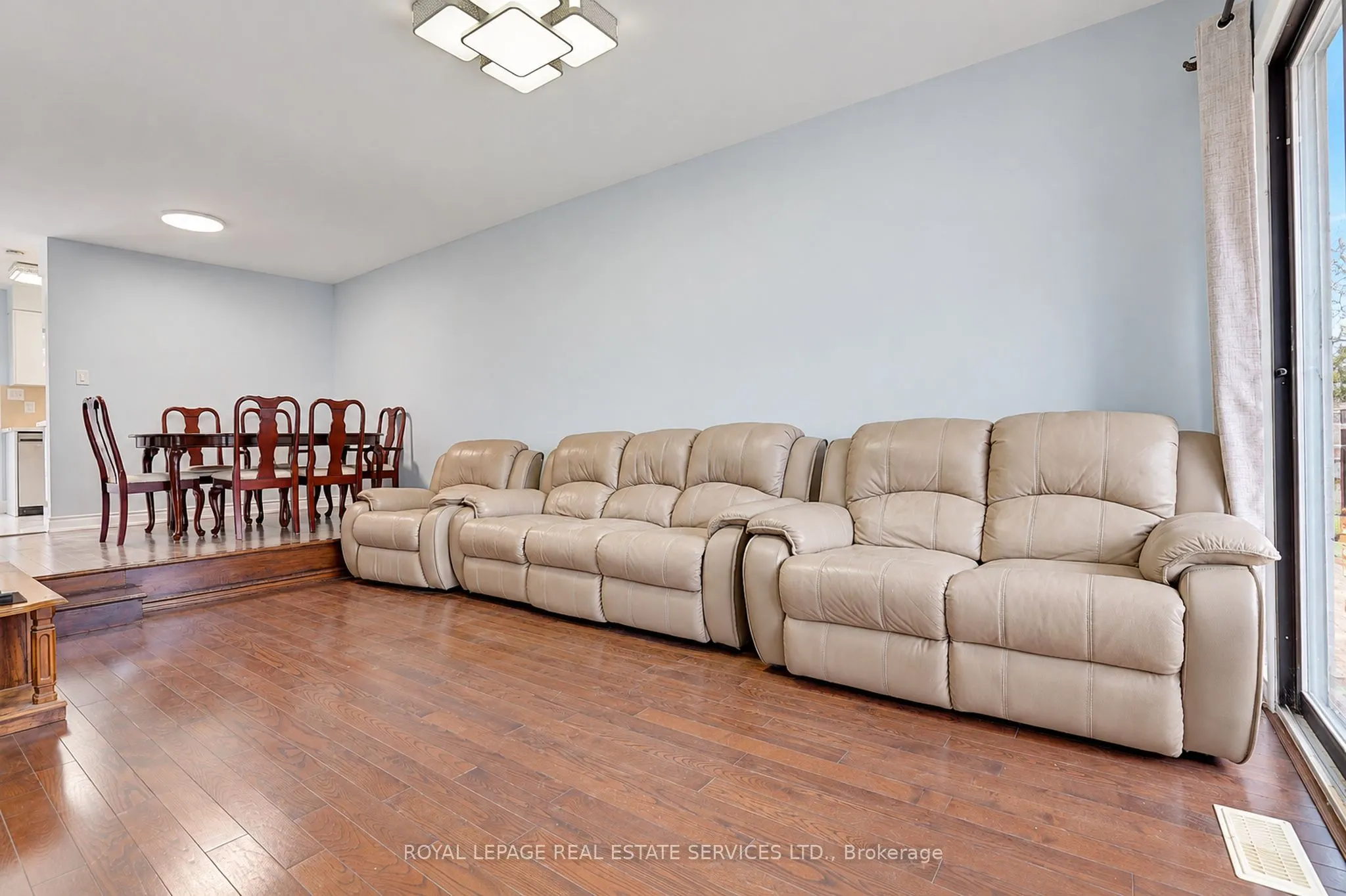 10 Reidmount Avenue #10