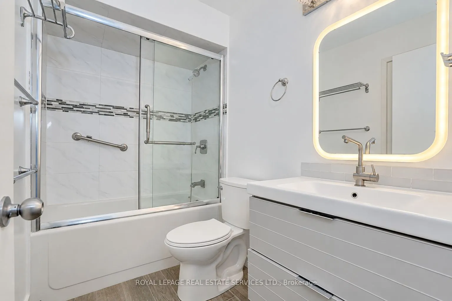 10 Reidmount Avenue #10