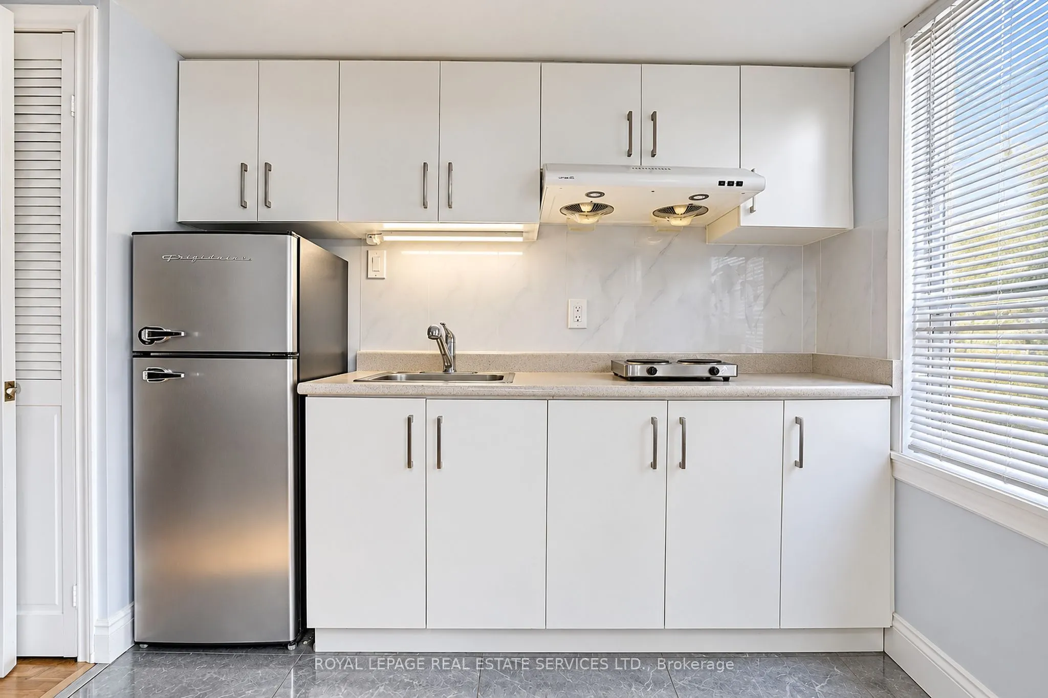 10 Reidmount Avenue #10