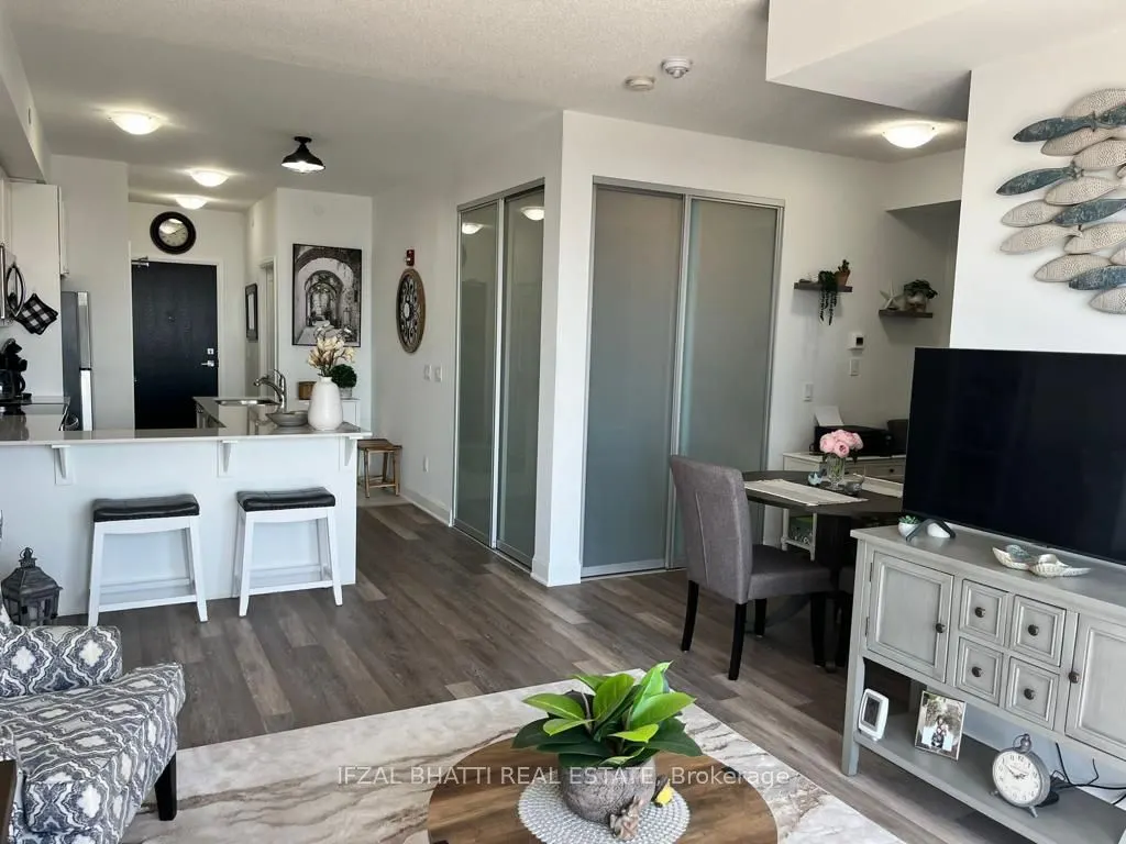 50 lakebreeze Drive #410