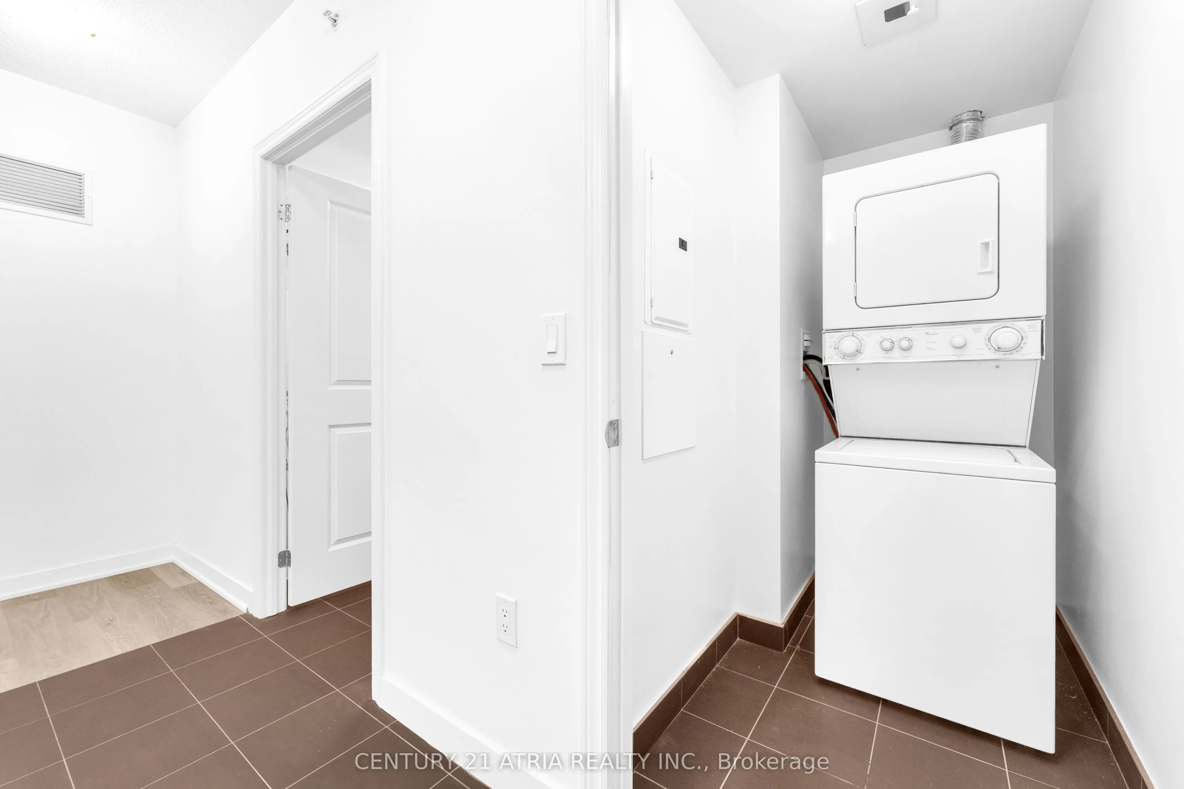 1038 McNicoll Avenue #313