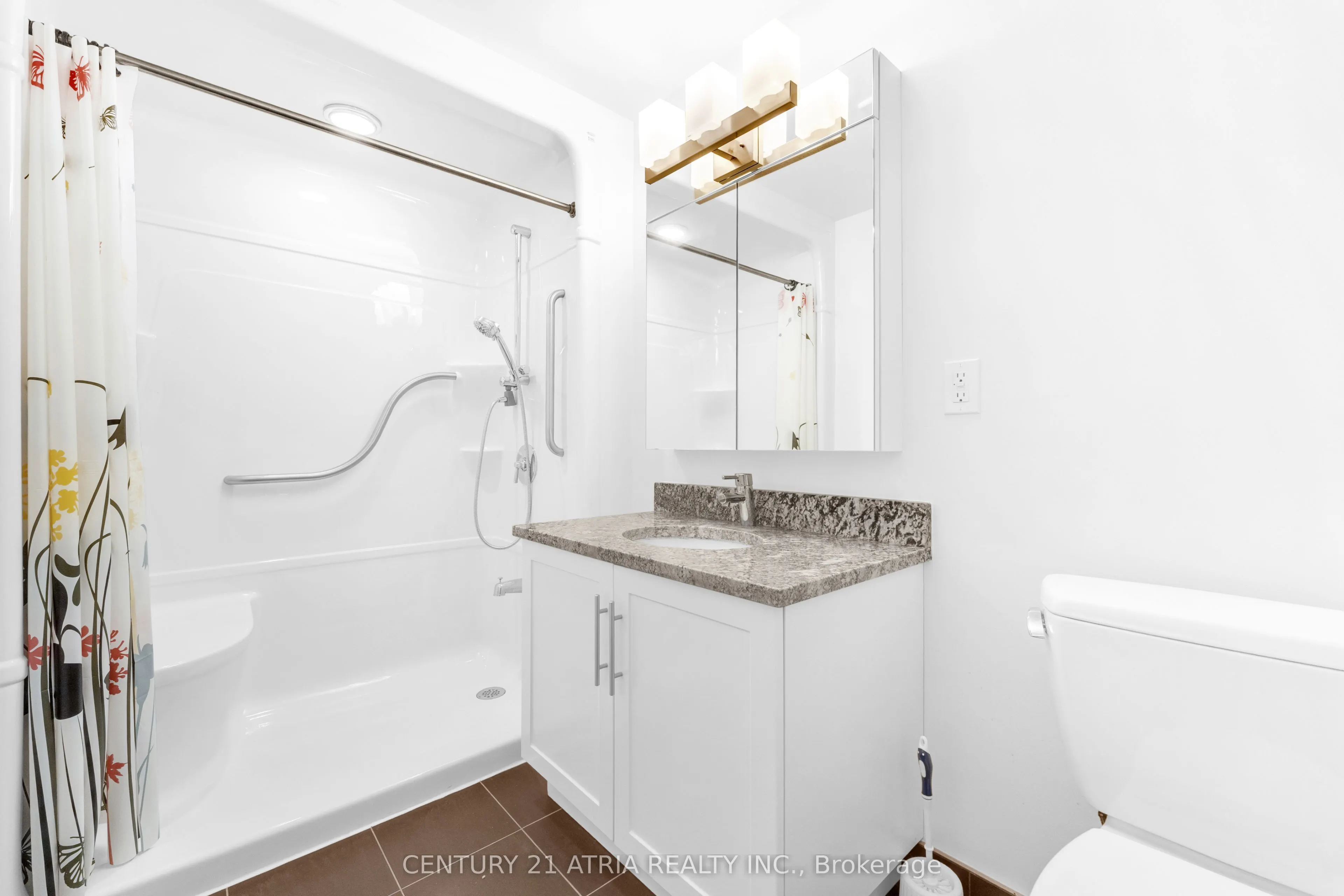 1038 McNicoll Avenue #313