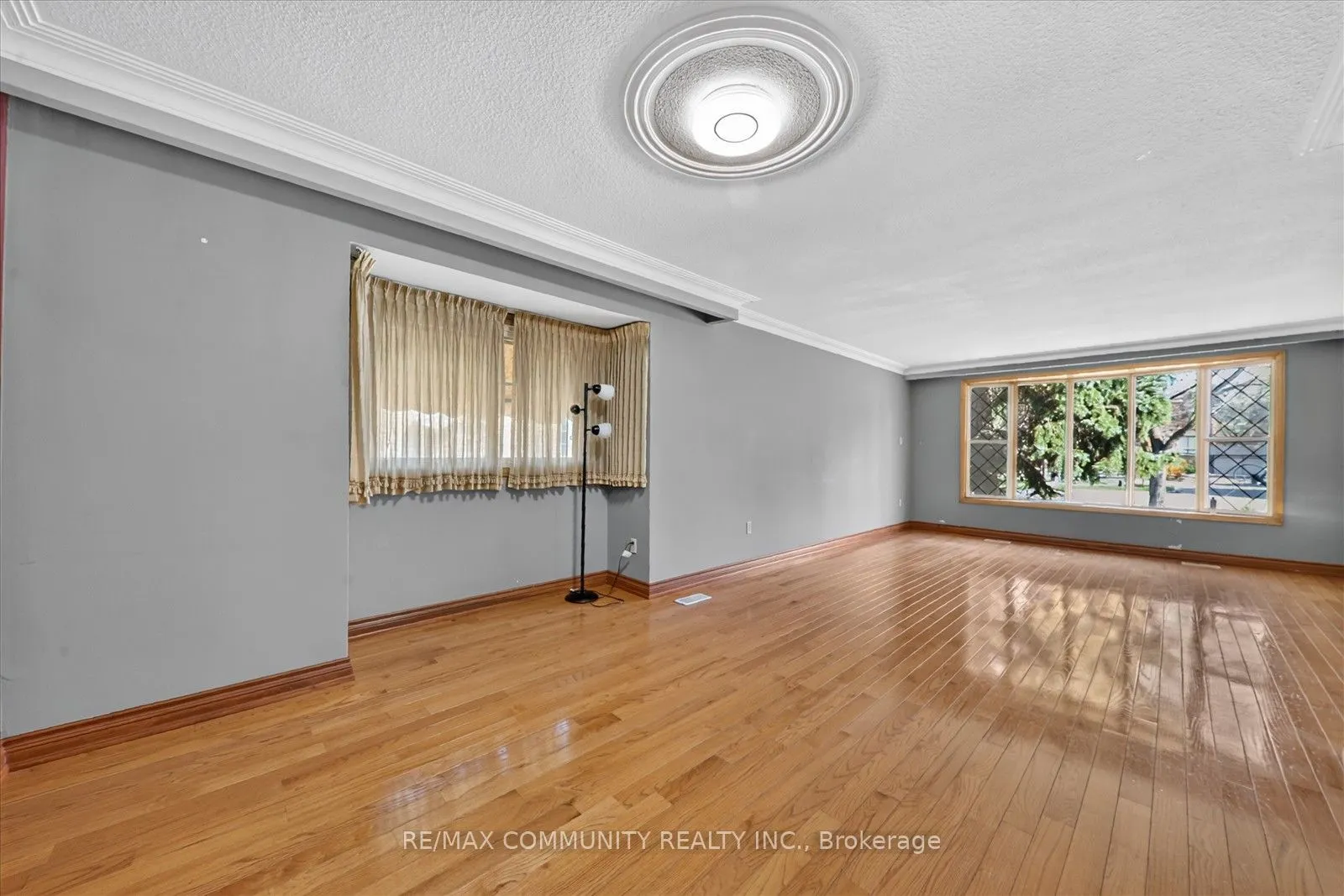 10 Tanya Place