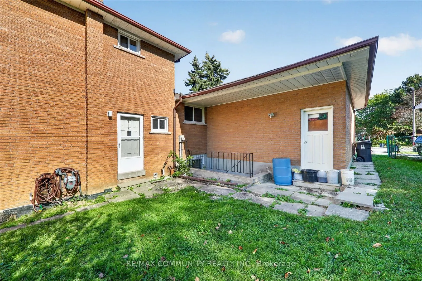 10 Tanya Place