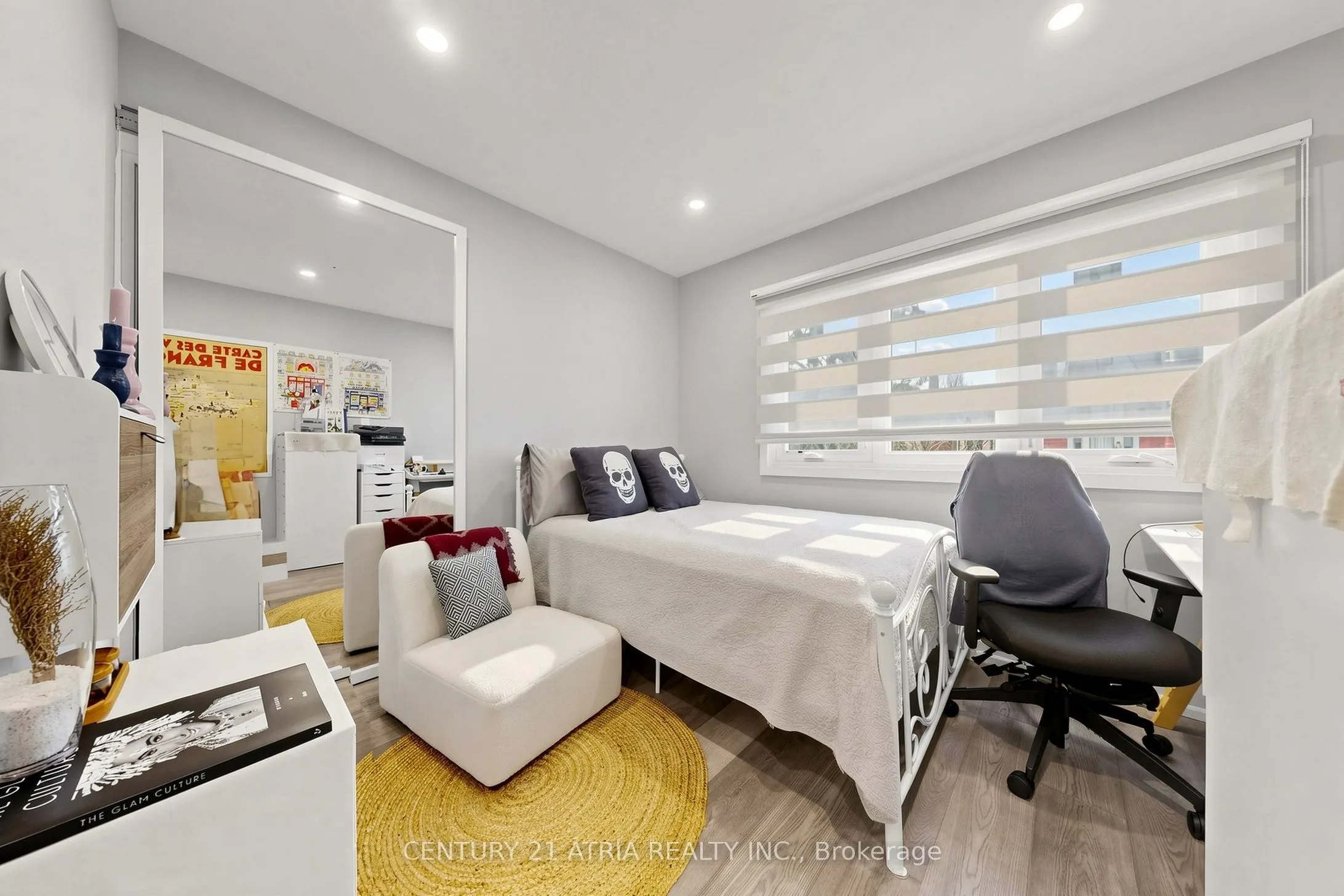 5 Bertmount Avenue