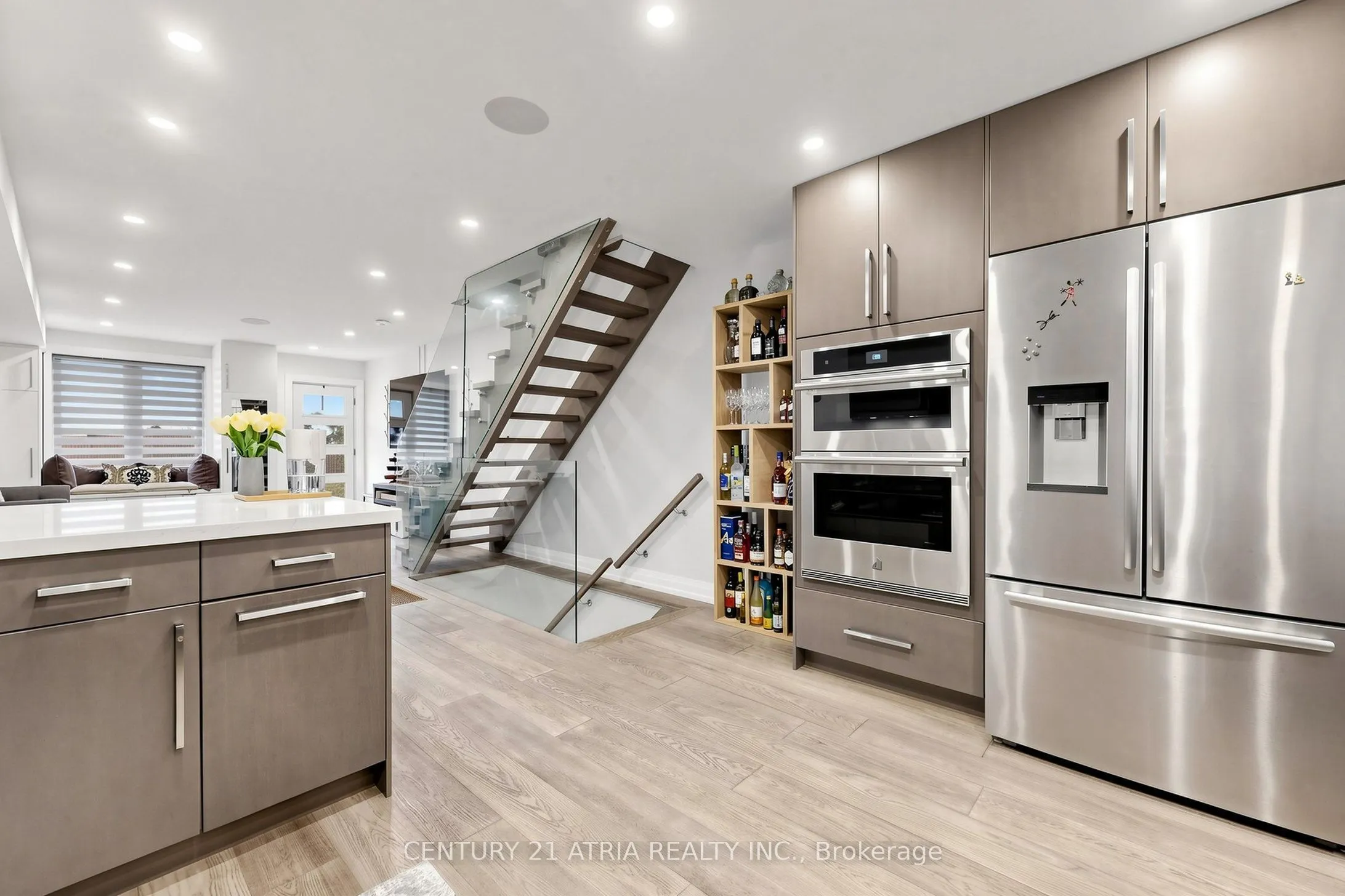 5 Bertmount Avenue