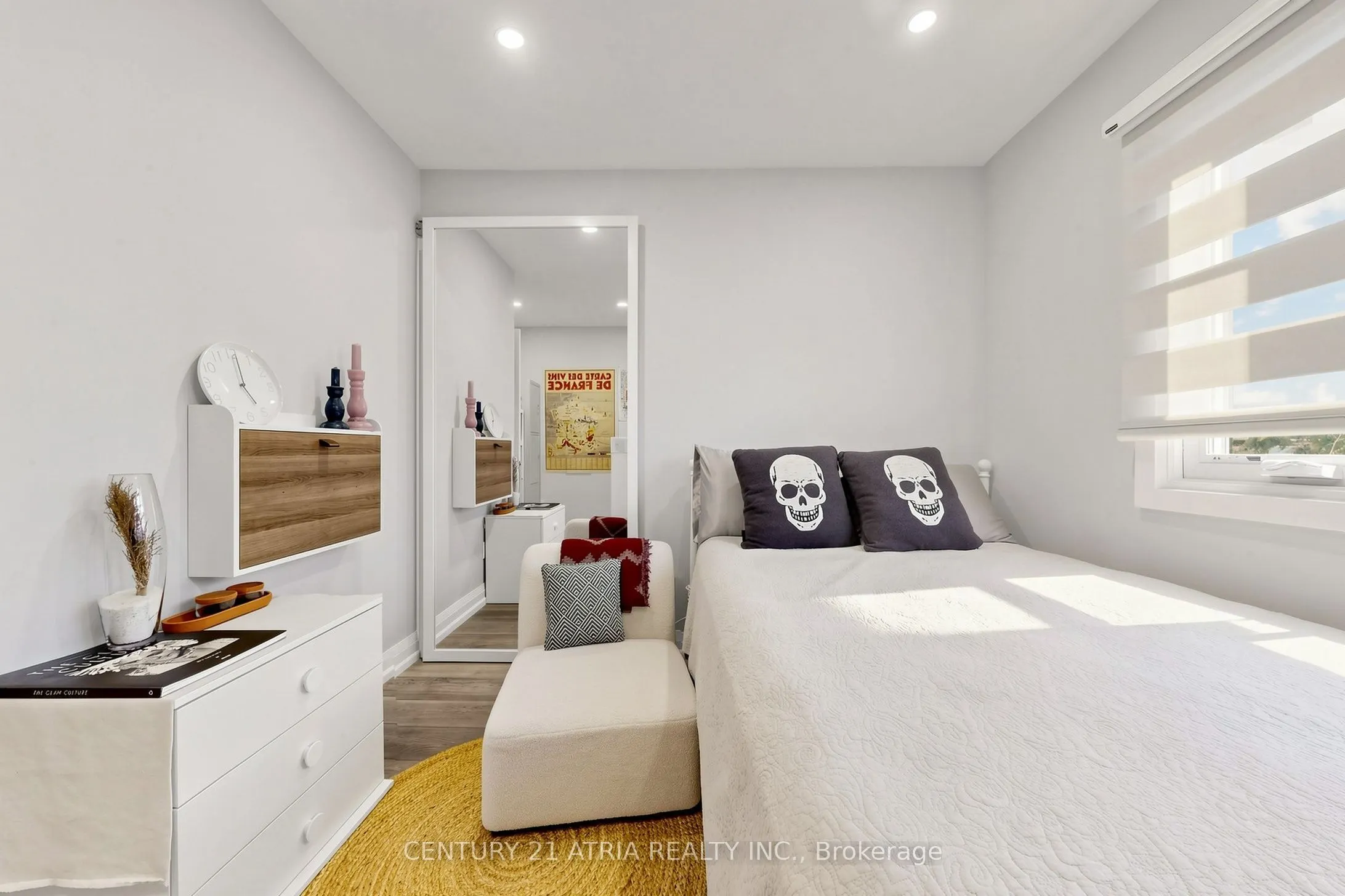 5 Bertmount Avenue