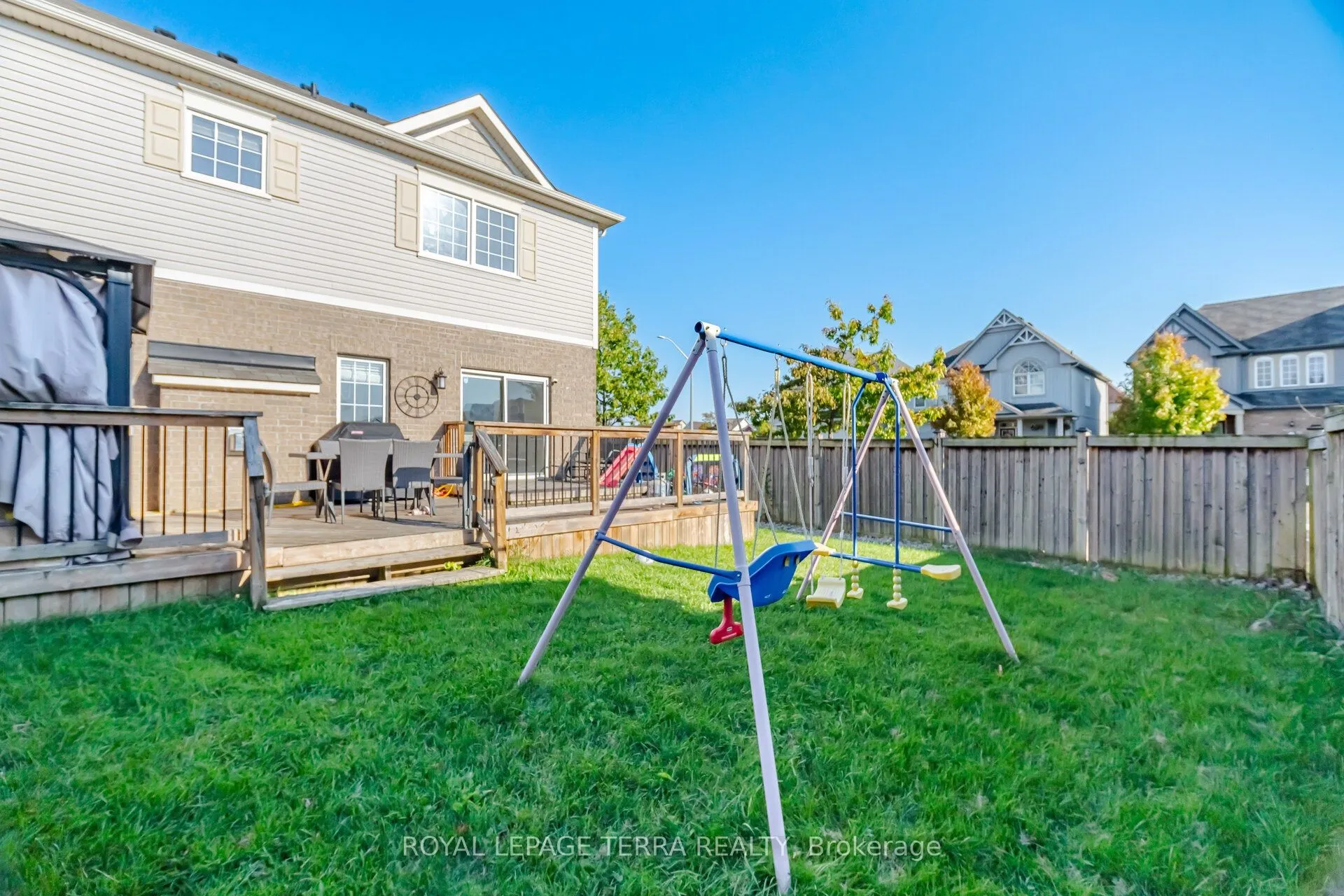 86 Edwin Carr Street
