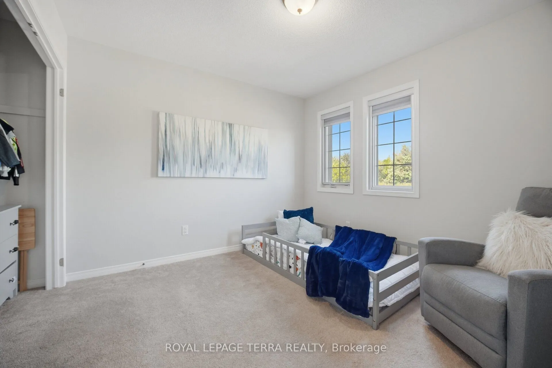 86 Edwin Carr Street