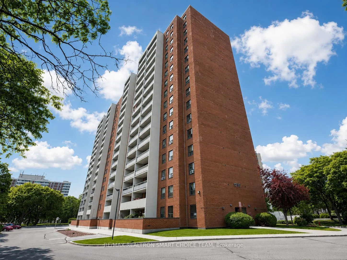 1250 Bridletowne Circle #907