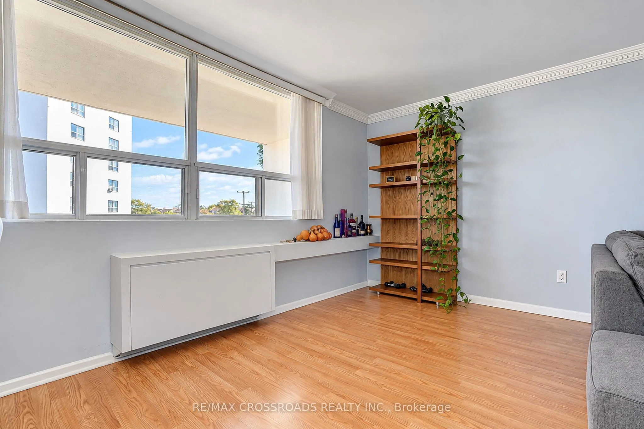3420 Eglinton Avenue E #301