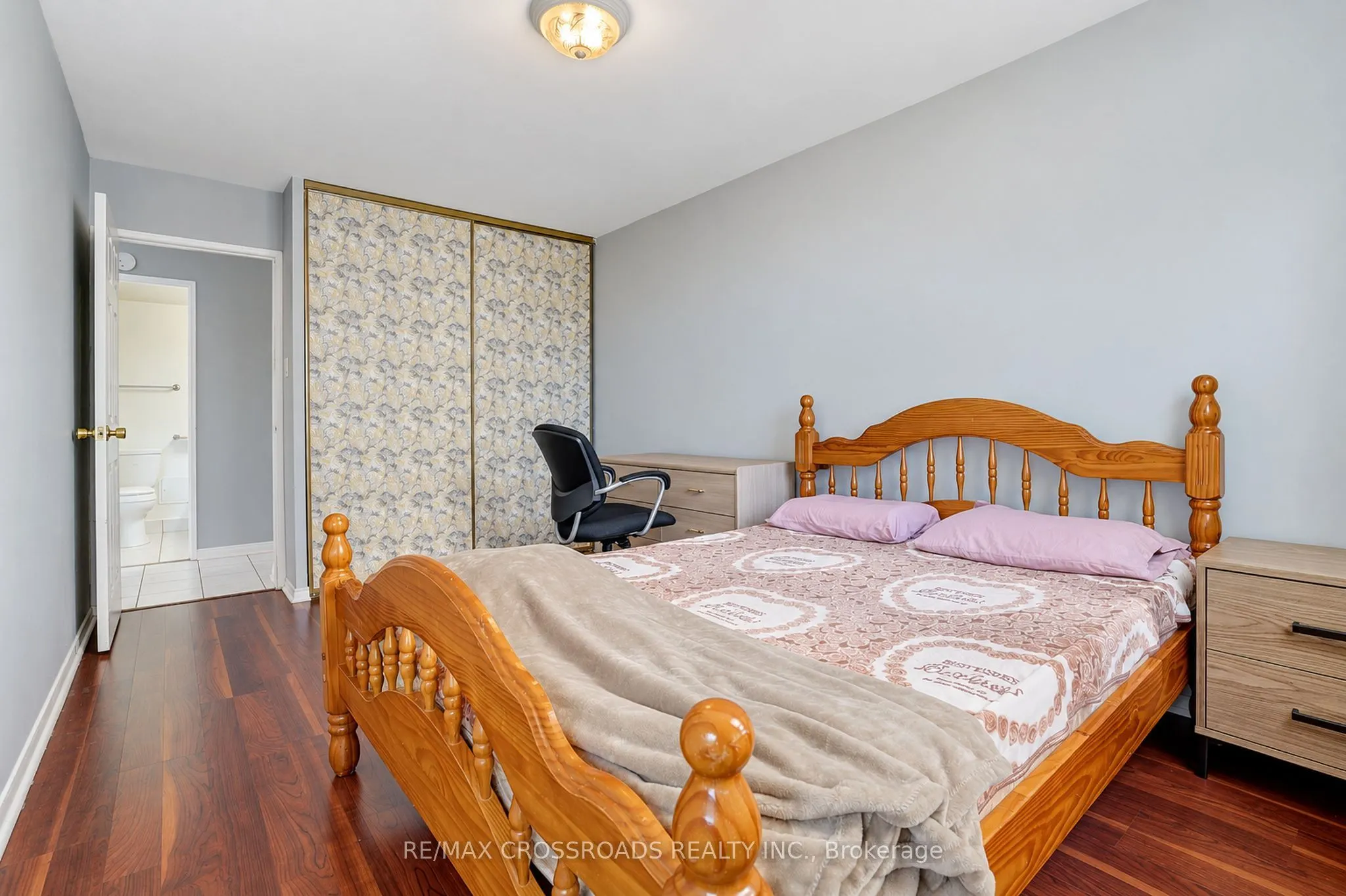 3420 Eglinton Avenue E #301