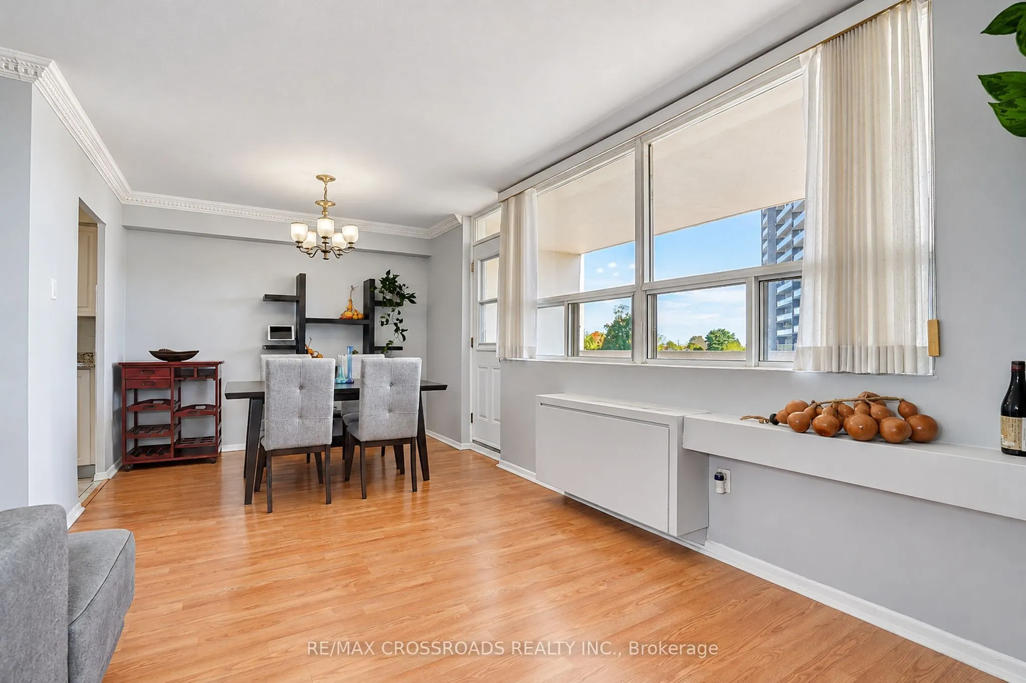 3420 Eglinton Avenue E #301