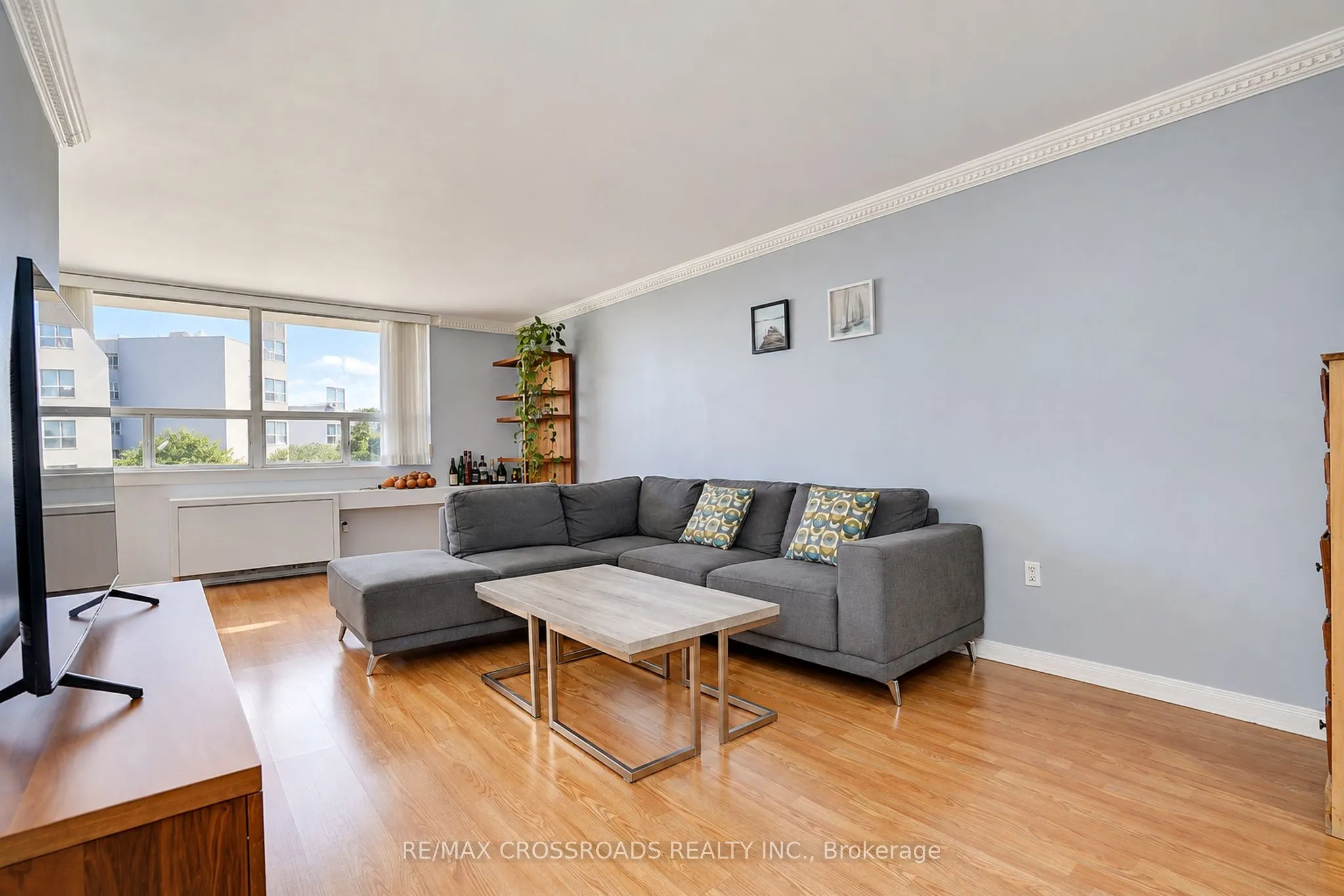 3420 Eglinton Avenue E #301