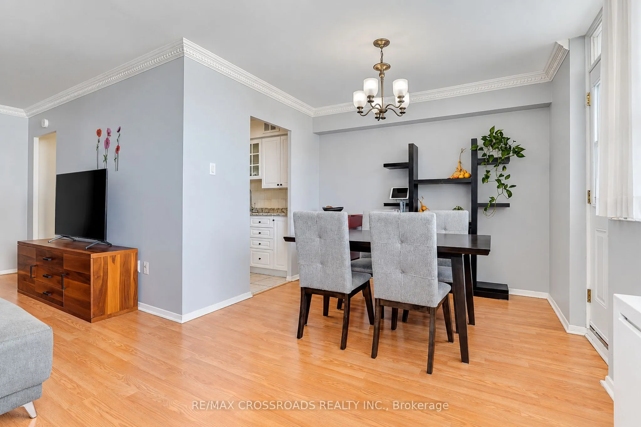3420 Eglinton Avenue E #301