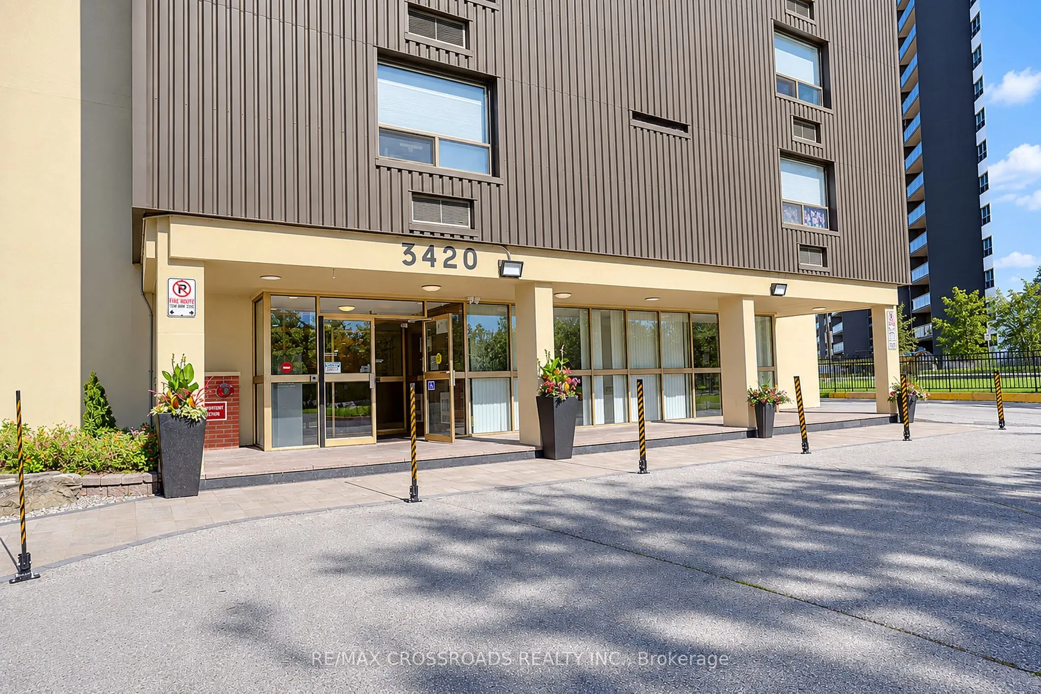 3420 Eglinton Avenue E #301