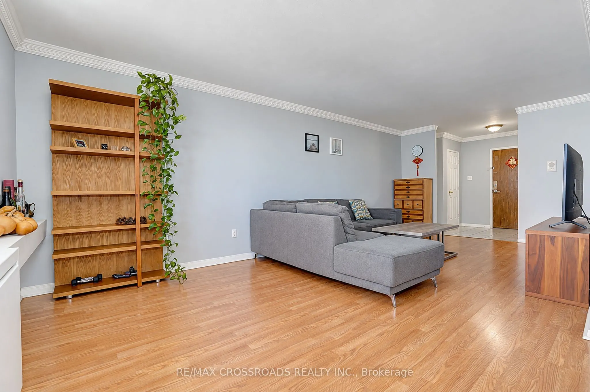 3420 Eglinton Avenue E #301