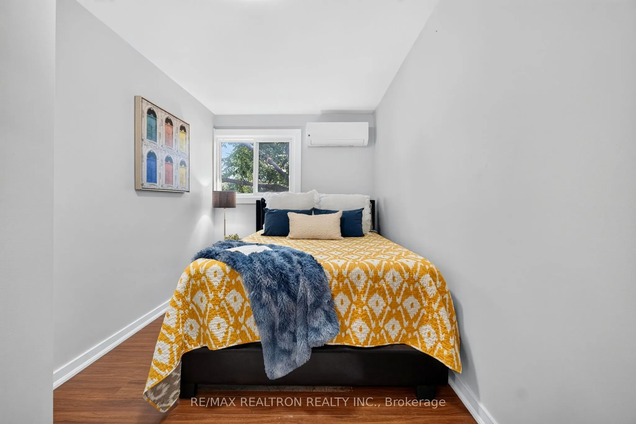 1185 Birchmount Road #5